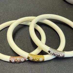 Chic Cream Bracelets with Gold, Silver, and Rose Details